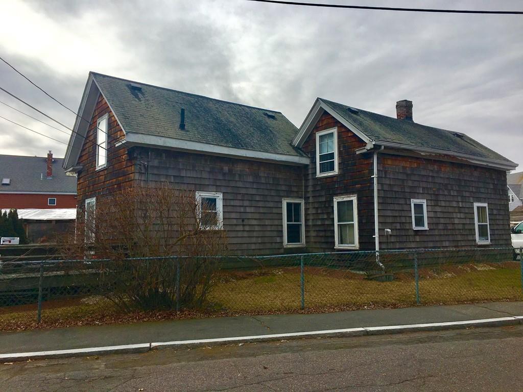 171 Broadway - Photo 1