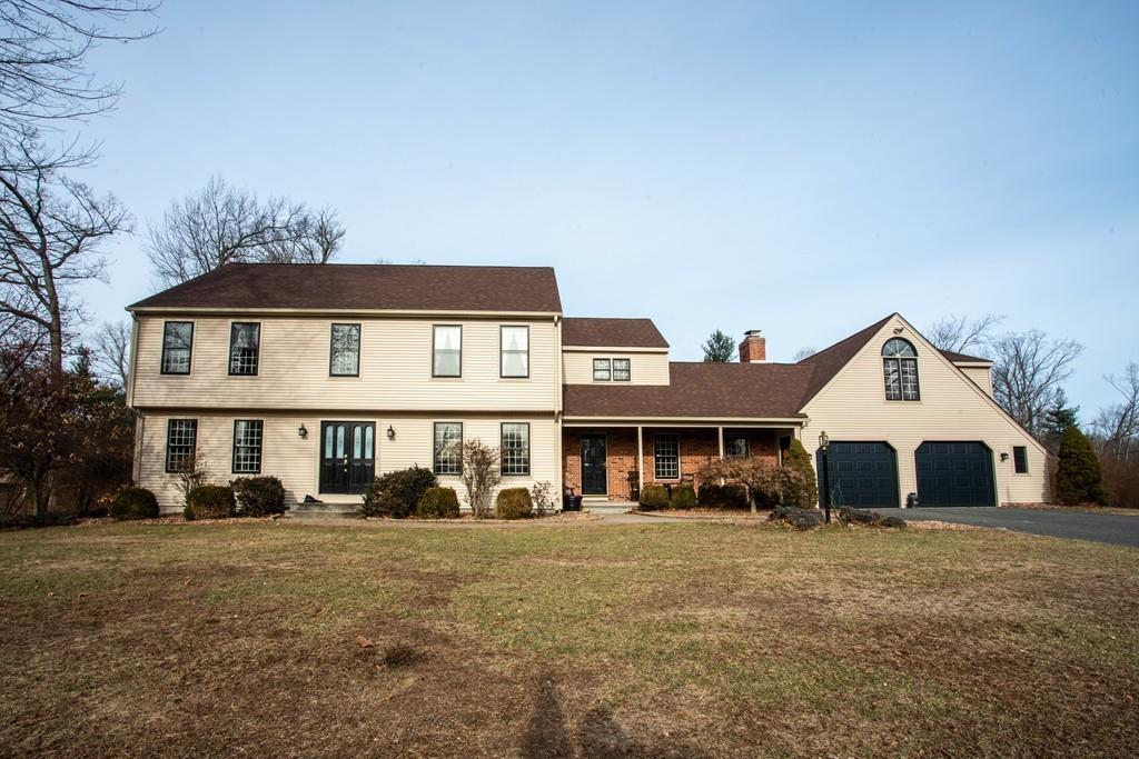 17 Bittersweet Ln - Photo 1