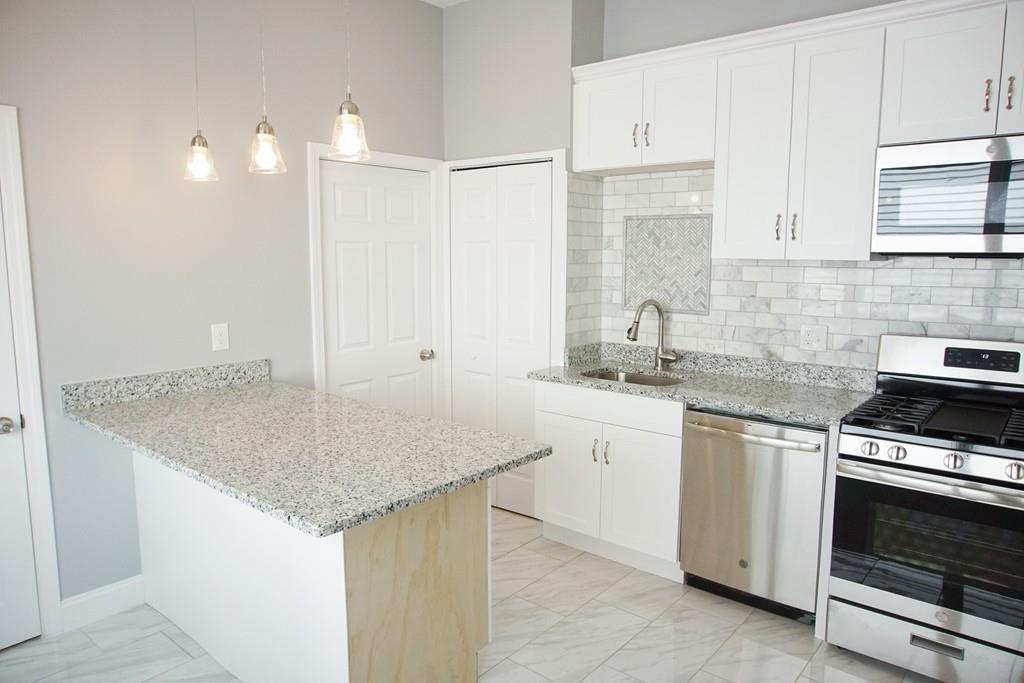 169 Princeton St - Photo 1