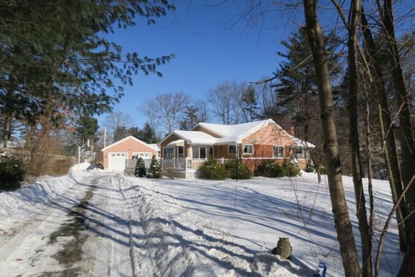 592 Main St - Photo 1