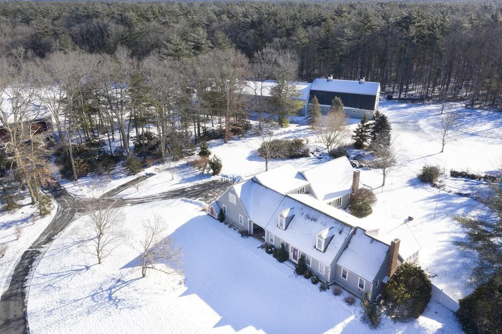 1065 Summer St - Photo 1