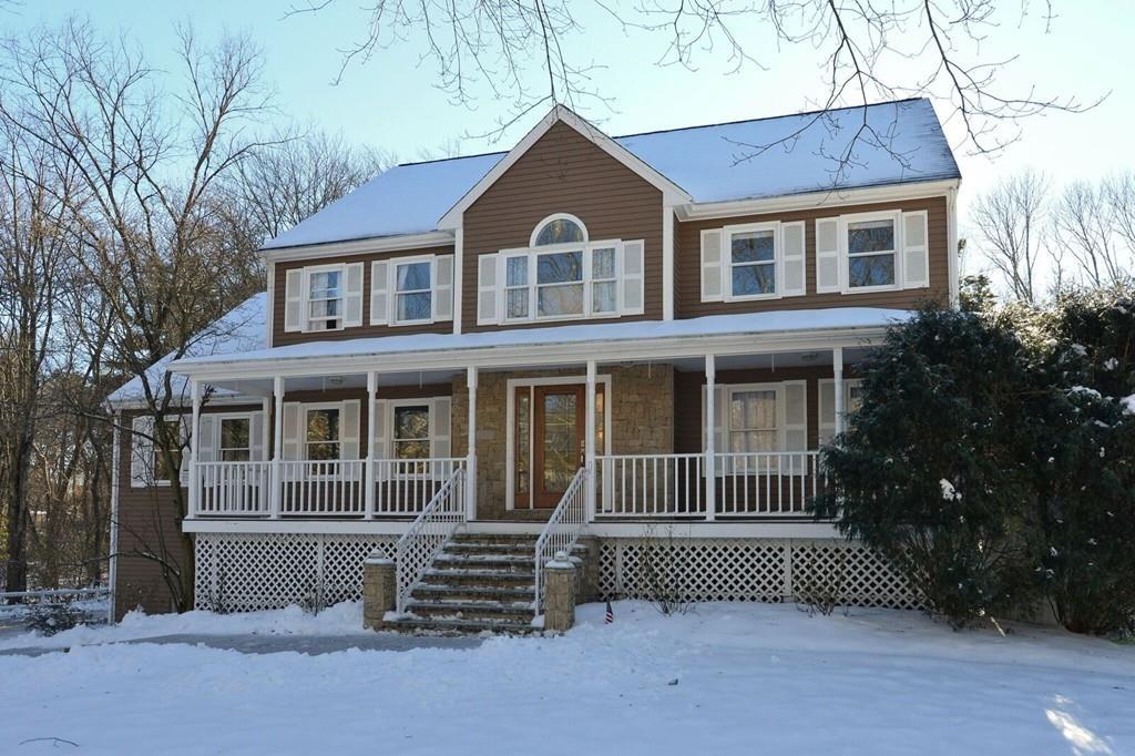 225 Gould St - Photo 1
