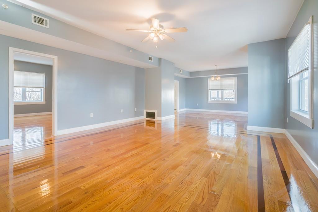 8 Parkman - Photo 1