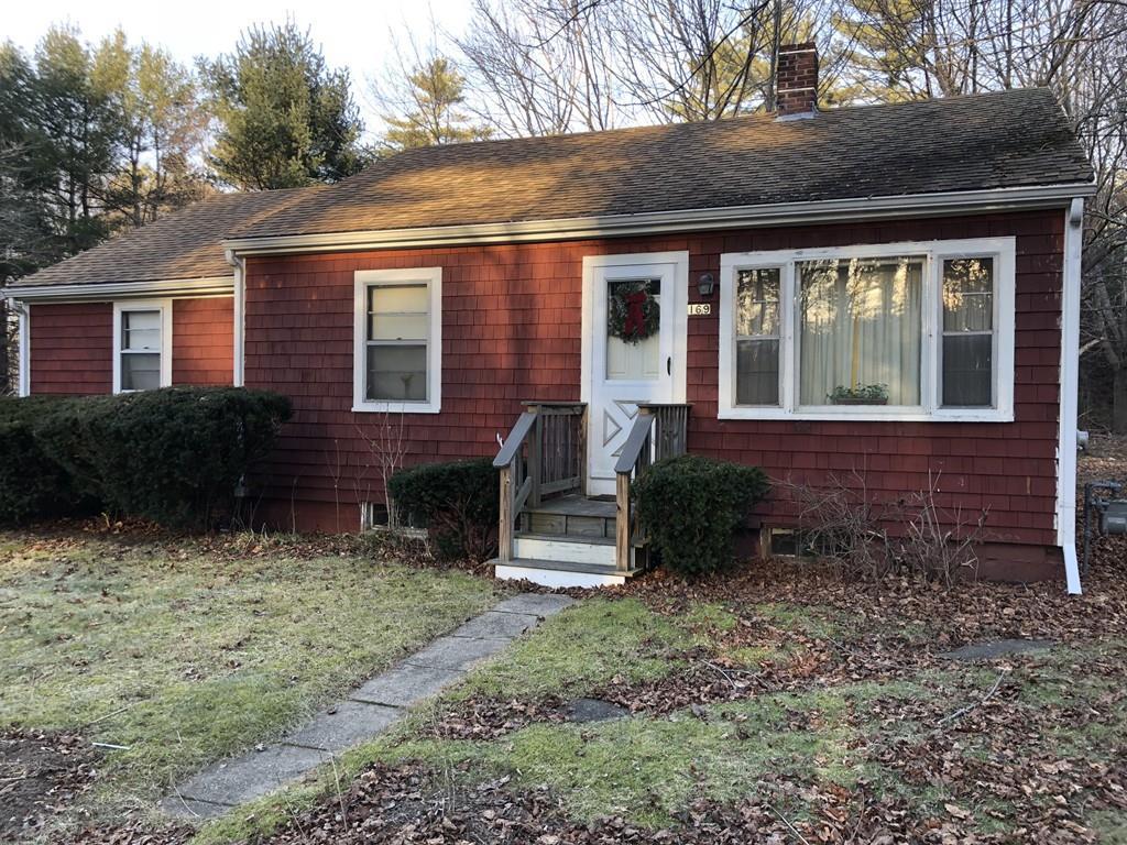 169 Center St - Photo 1