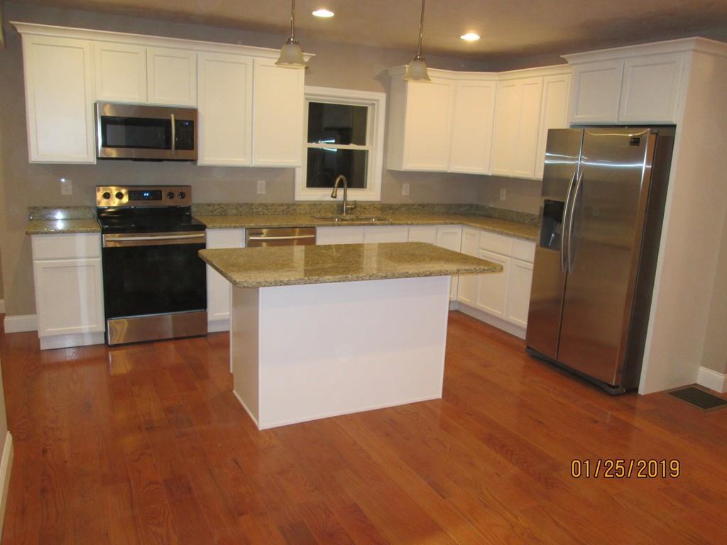 14 Range Ave - Photo 1