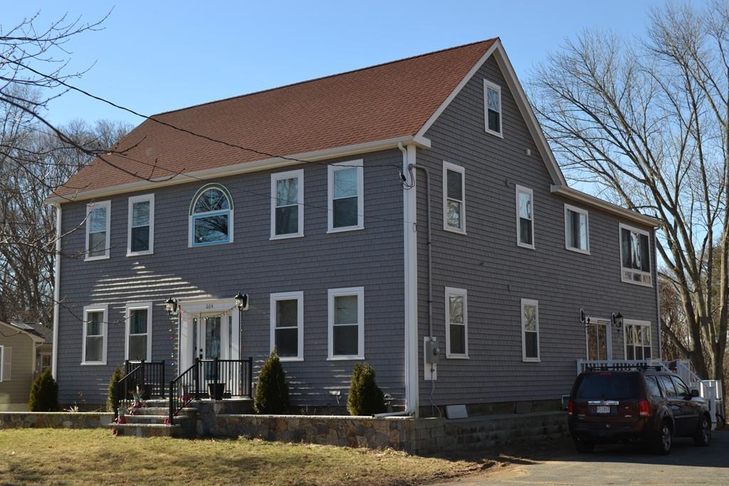604 S Main St - Photo 1