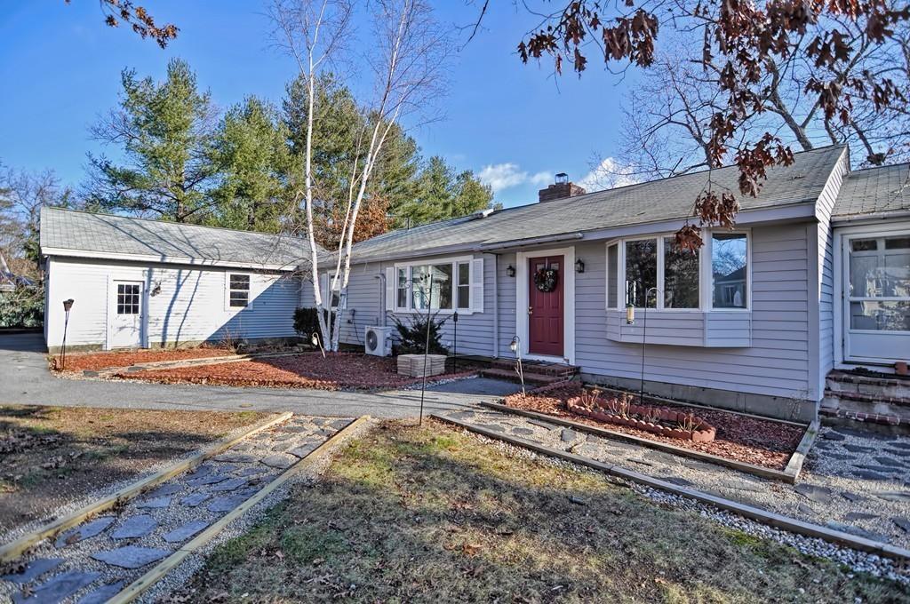 145 Oak Ridge Dr - Photo 1