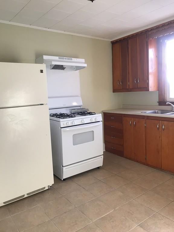 28 Belleville Road - Photo 1