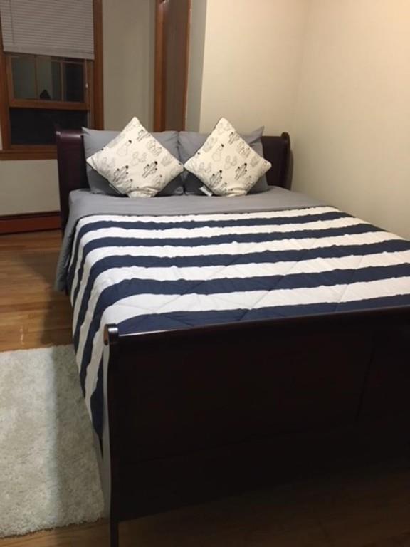 1124 Cambridge - Photo 1