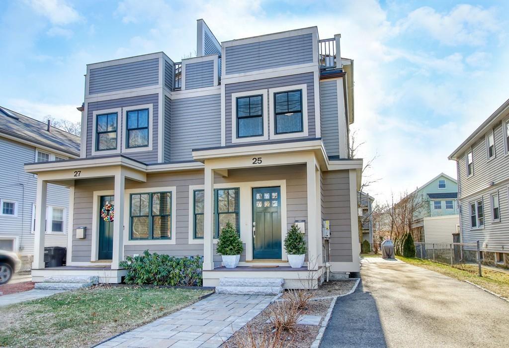 25 Rogers Park Ave - Photo 1