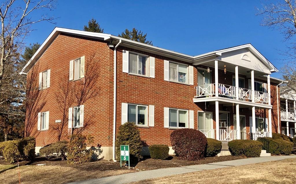 1 Bayberry Dr - Photo 1