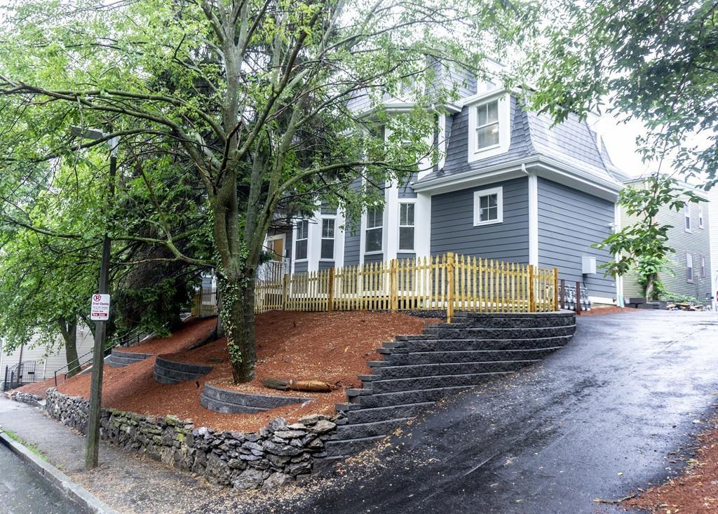 8 Nira Ave. - Photo 1