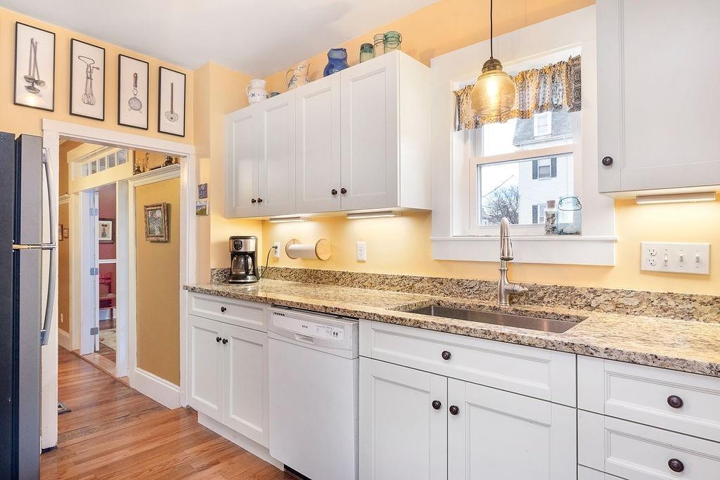 14 Kingman Rd - Photo 1