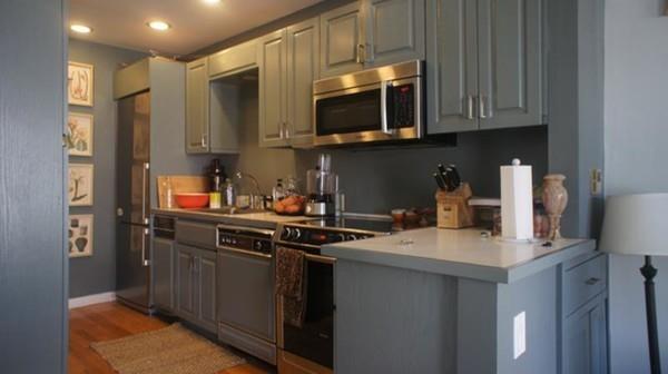 265 Beacon St - Photo 1
