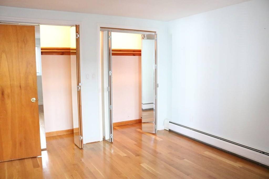 131 Warren - Photo 1