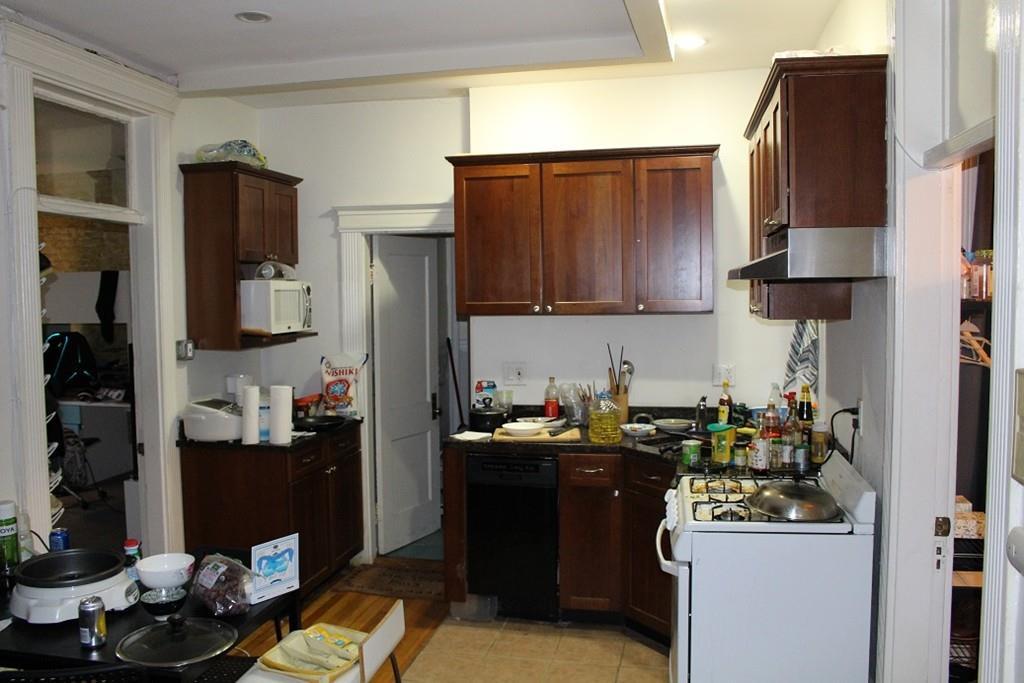 39 Hemenway St. - Photo 1