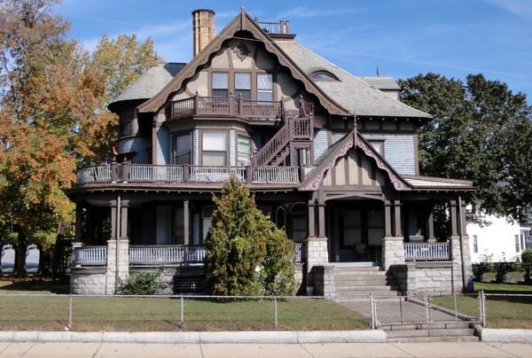 587 Haverhill Street - Photo 1