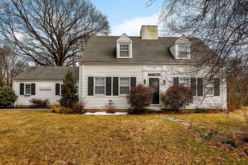 197 Mckay St - Photo 1