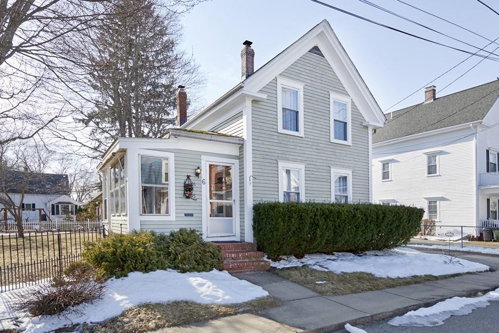 6 Colchester Ave - Photo 1