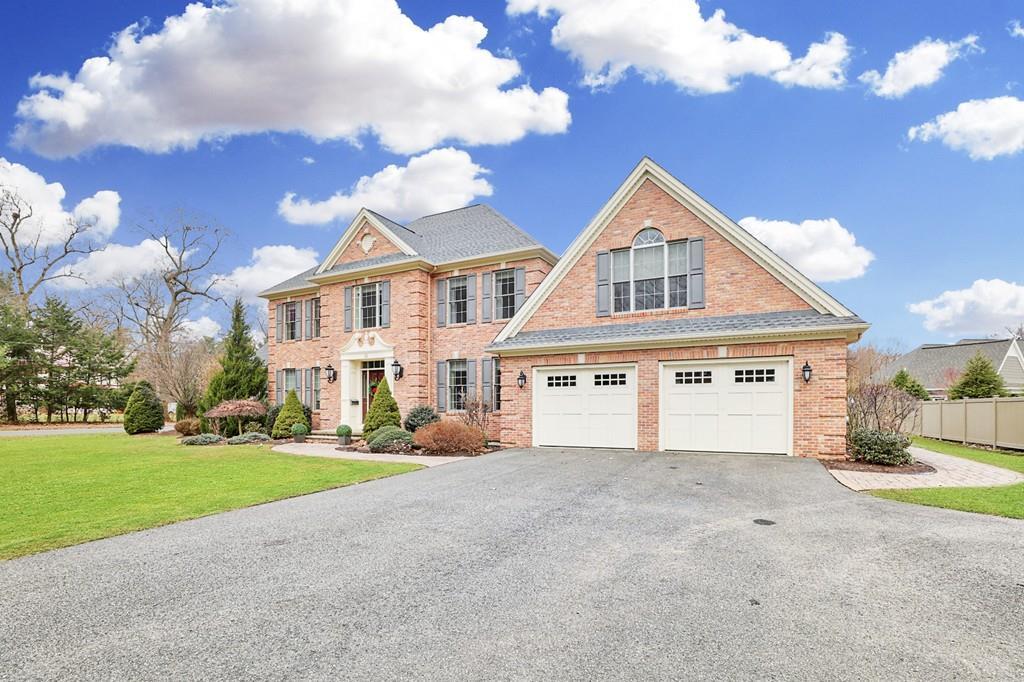 10 Greenwich Rd - Photo 1