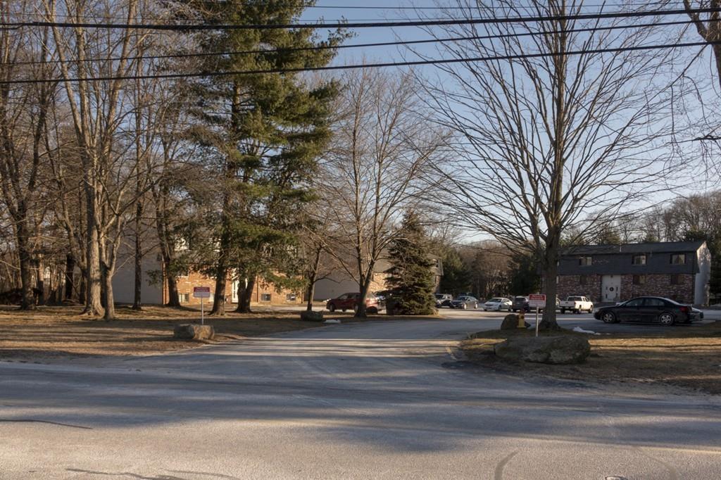 109 Maple St - Photo 1
