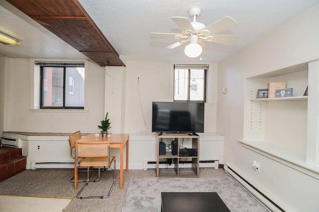 11 Foster - Photo 1
