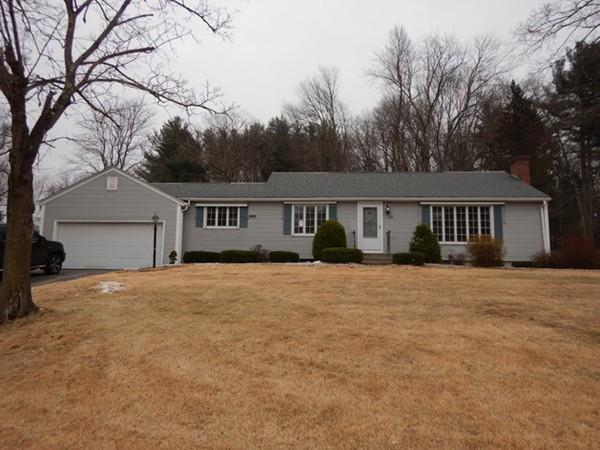 137 Fernwood Drive - Photo 1