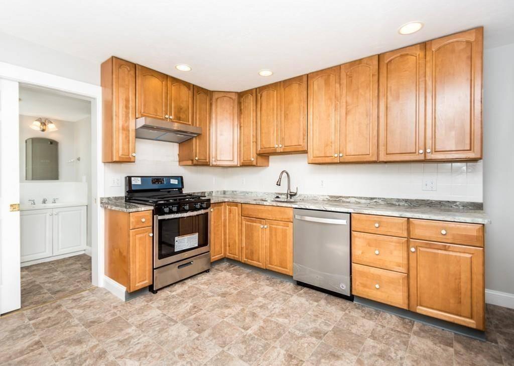 35 Wadsworth Ave - Photo 1