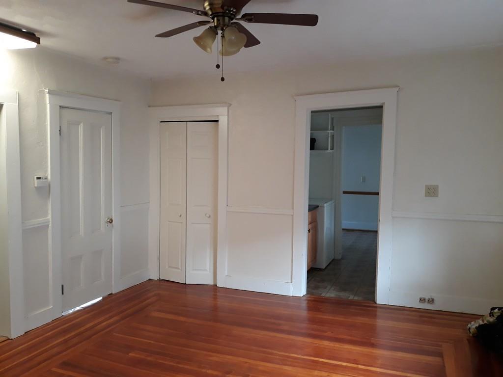 32 Cameron Avenue - Photo 1