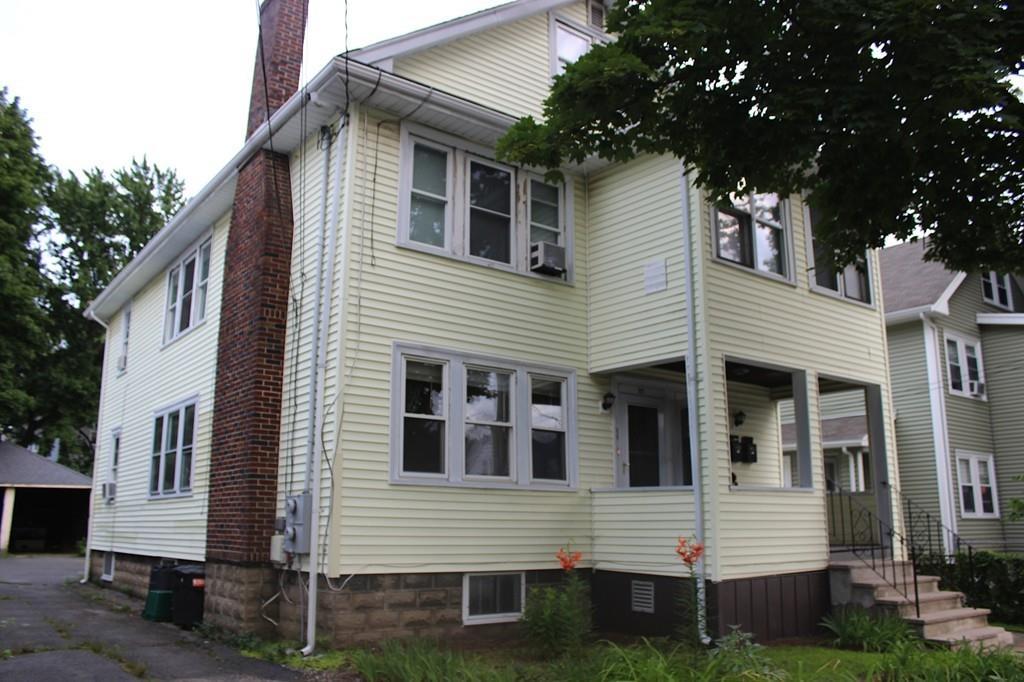 221 Beech St - Photo 1