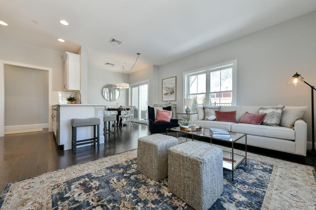 443 Essex Street - Photo 1