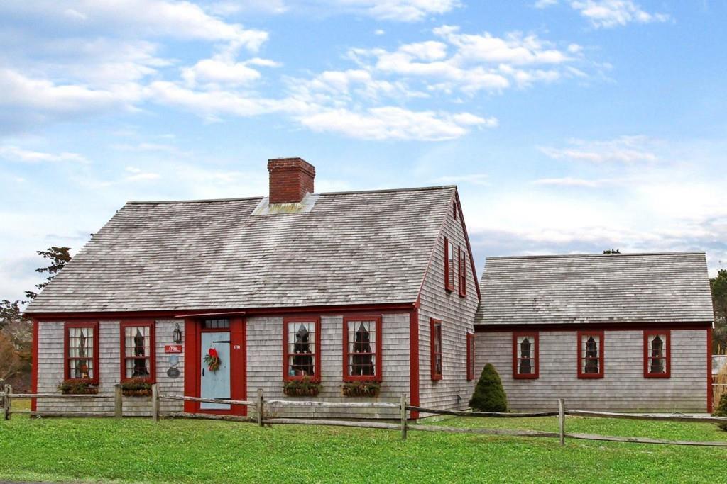 1731 Main St - Photo 1