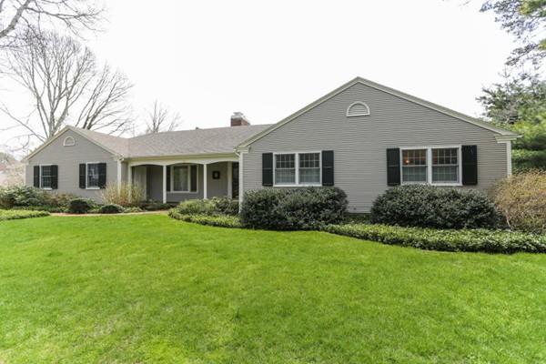 15 Congressional Dr - Photo 1