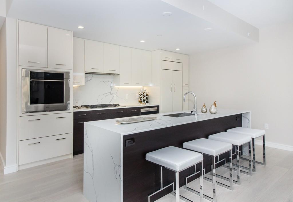 110 Broad Street - Photo 1