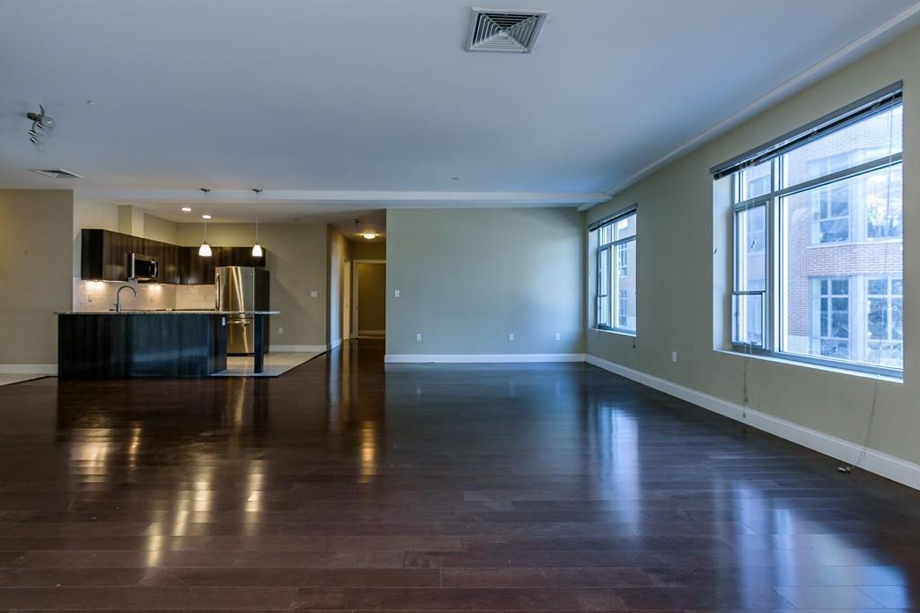 11 West Broadway - Photo 1