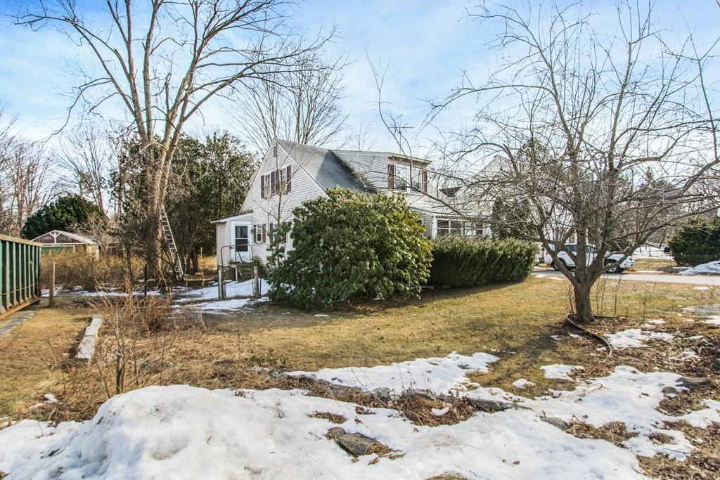 350 Arlington St - Photo 1