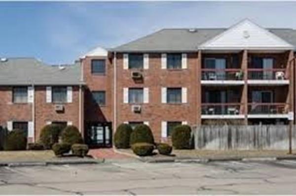 655 Saw Mil Brook Pkwy - Photo 1