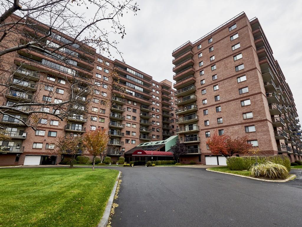 3920 Mystic Valley Pkwy - Photo 1