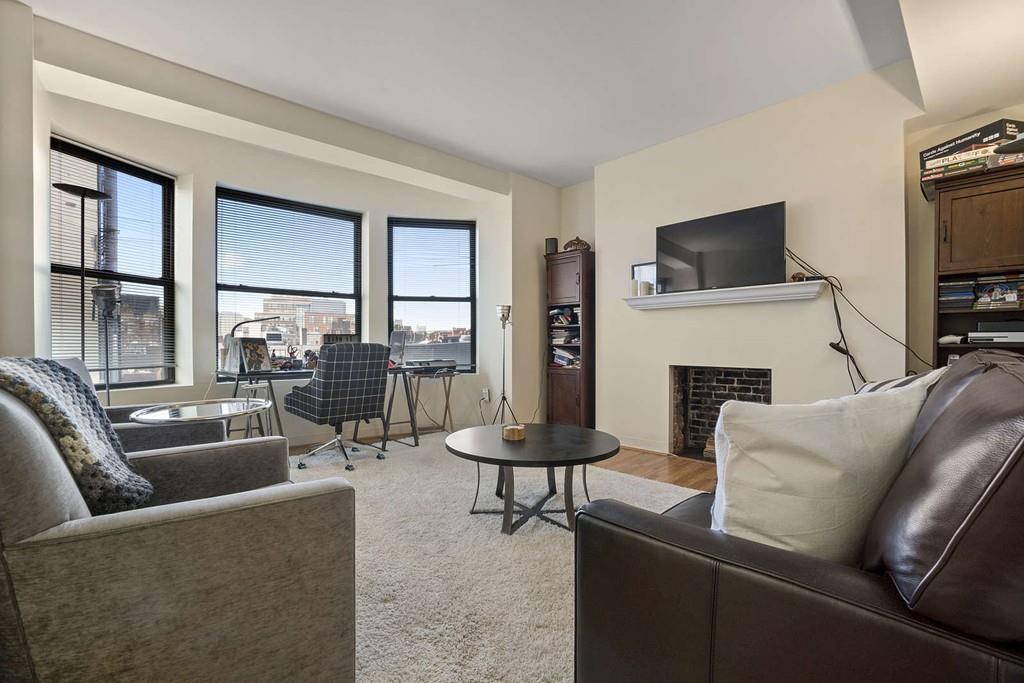 636 Beacon - Photo 1