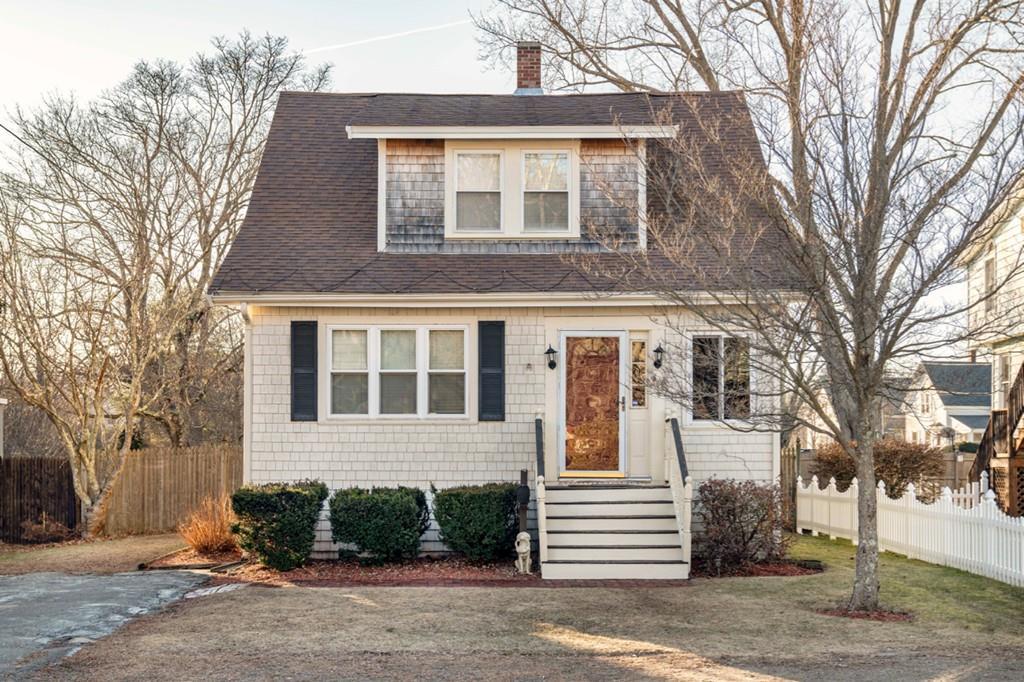 144 Spruce St - Photo 1