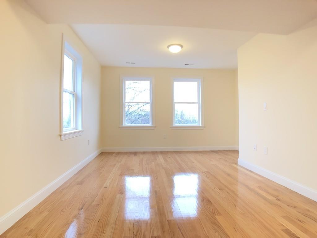 1 1 Oakridge Rd. - Photo 1
