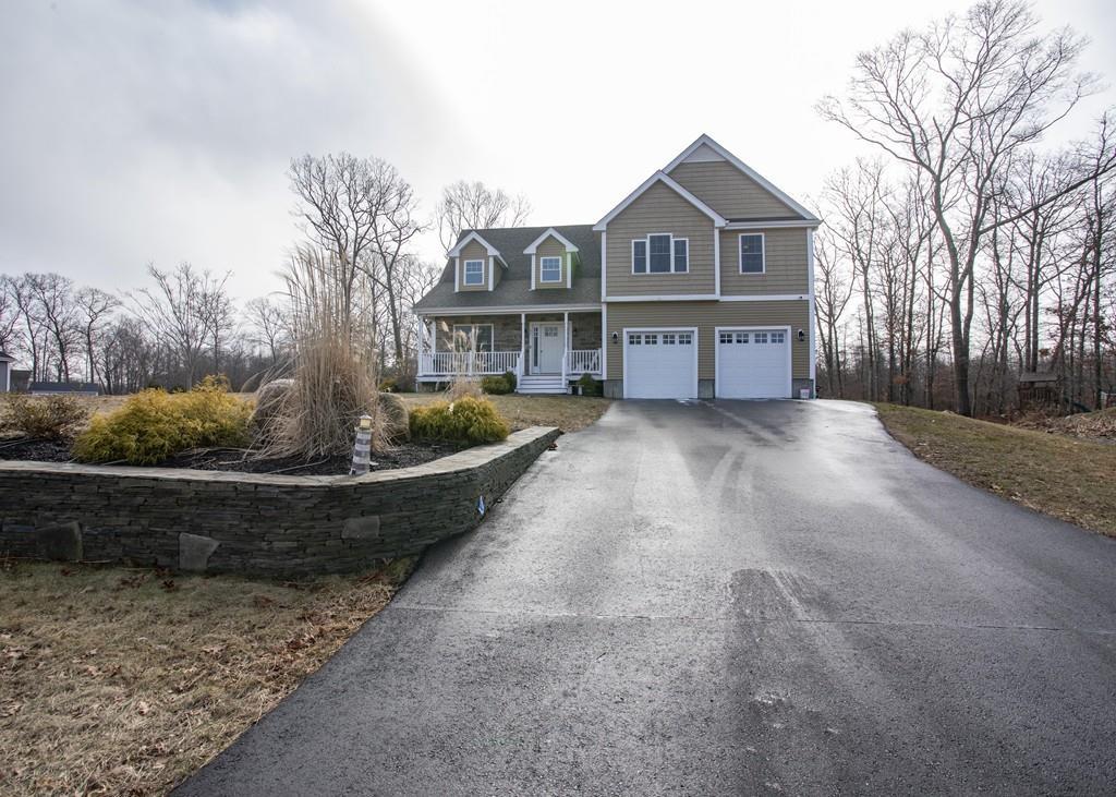 21 Devol Avenue - Photo 1