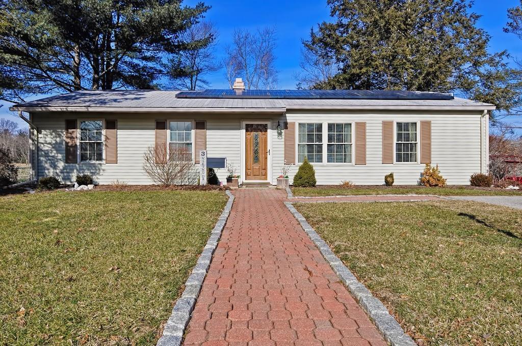 3 Viking Dr - Photo 1