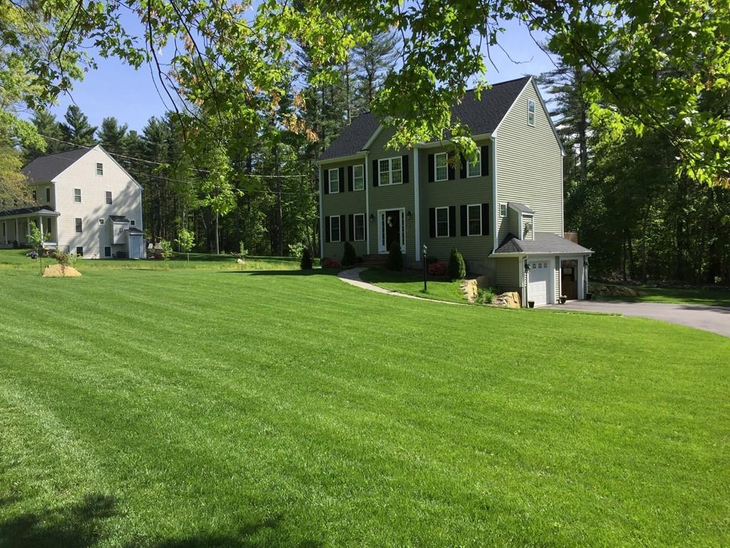 2 Robbins Lane - Photo 1