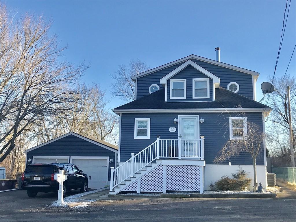32 Bernard St - Photo 1