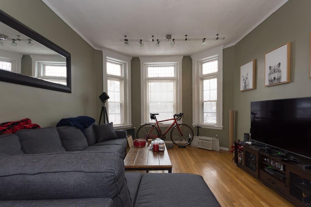 1874 Commonwealth Ave - Photo 1