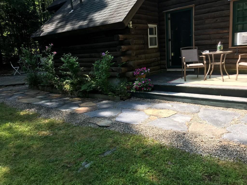 82 W Pelham Rd - Photo 1