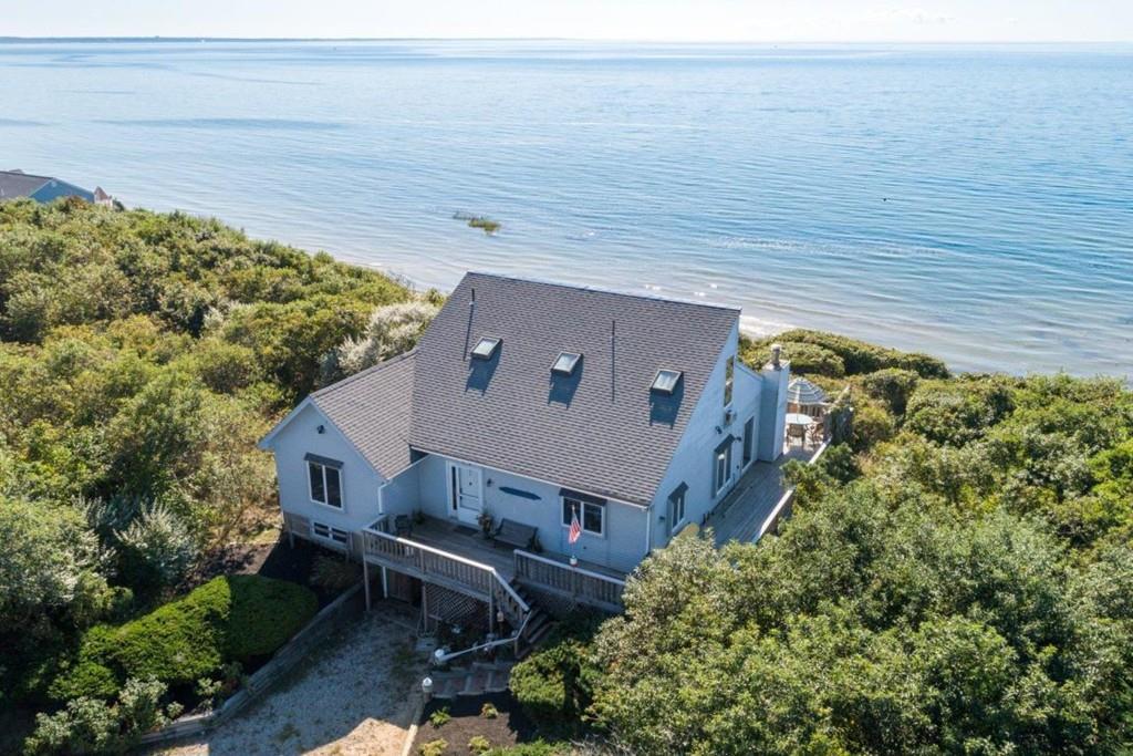 15 Martha Ave - Photo 1