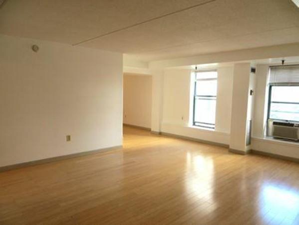 108 Peterborough Street - Photo 1