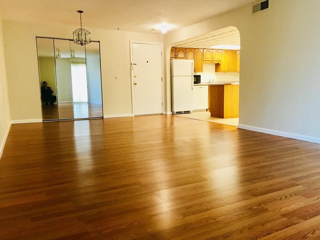 21 Shadowbrook Ln - Photo 1